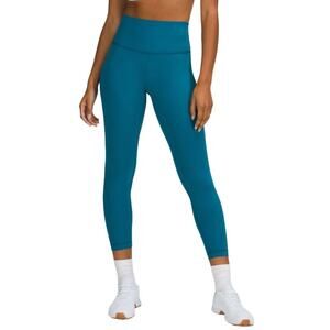 Lululemon Wunder Train High-Rise Tight 25" in Capri size 2